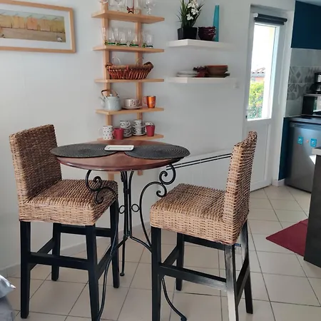 Studio Belle Vue بيت للعطل Clonas-sur-Vareze